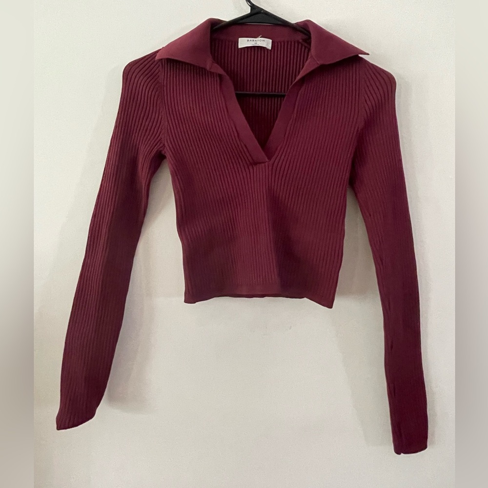 NWOT Babaton Size XS long sleeved burgundy top